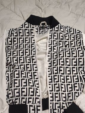 Men's Black & White Logo-Pattern Bomber Jacket